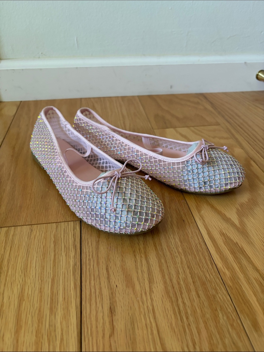 FabKids Iridescent Pink Bow Ballet Flats size 4